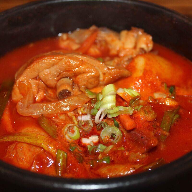 닭도리탕 (Spicy Chicken Stew)