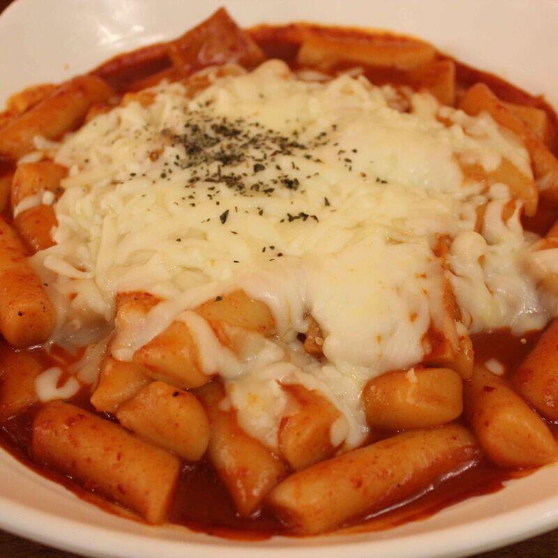 치즈 떡볶이 (Cheese Rice Cake)