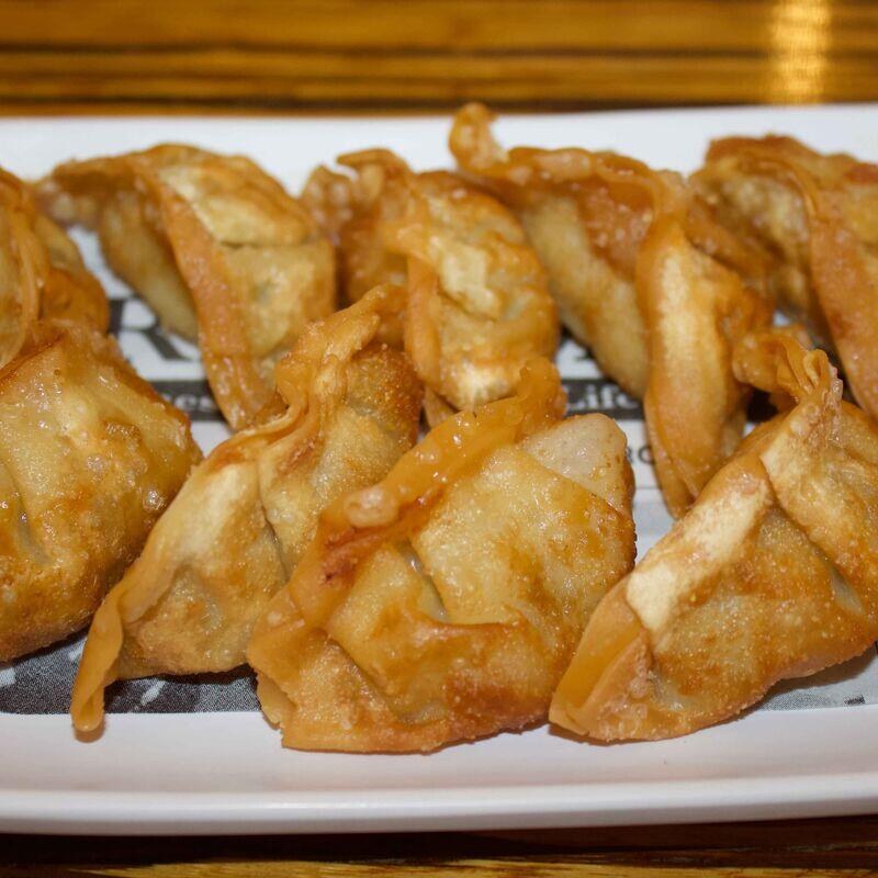 군만두 (Fried Dumpling)