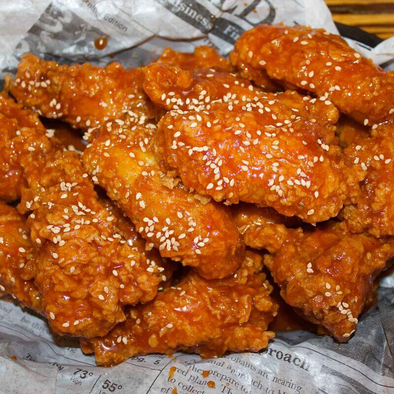 양념 윙 (16pcs) (Sweet Chili Wings)