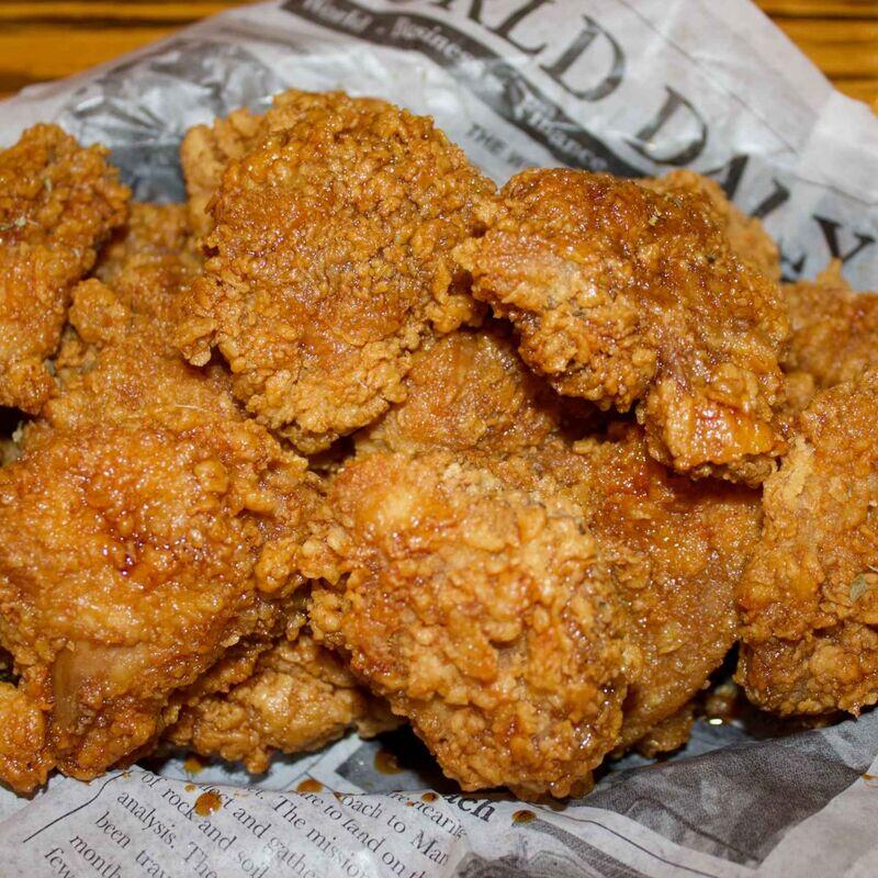 간장 순살 16pc (Soy Garlic Boneless)
